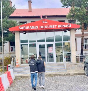 karsta uyusturucu ile yakalanan uzman cavus tutuklandi kd9JRZ9C.jpg